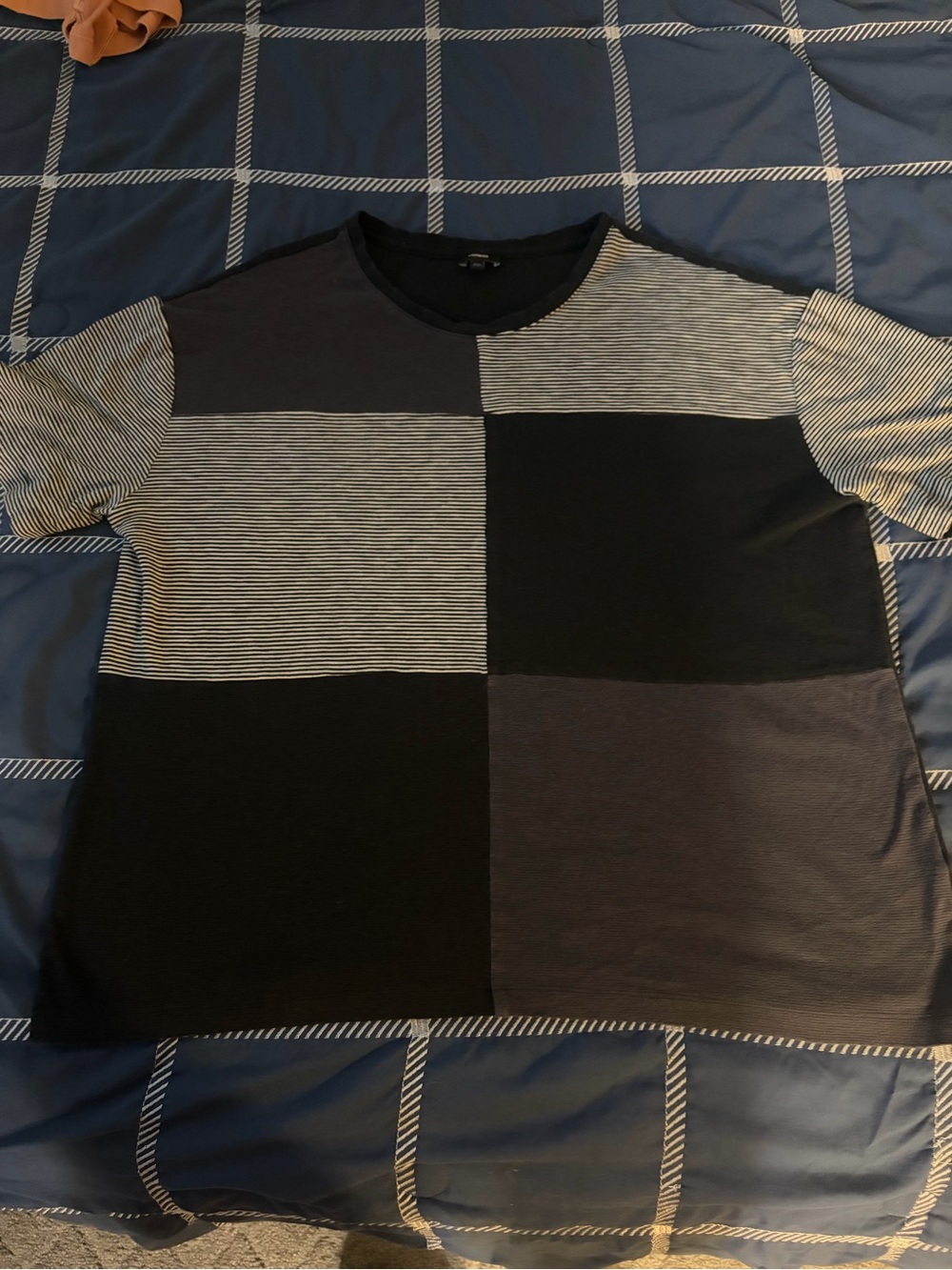 Express Men's Black and Gray Patchwork Short Sleeve Tee